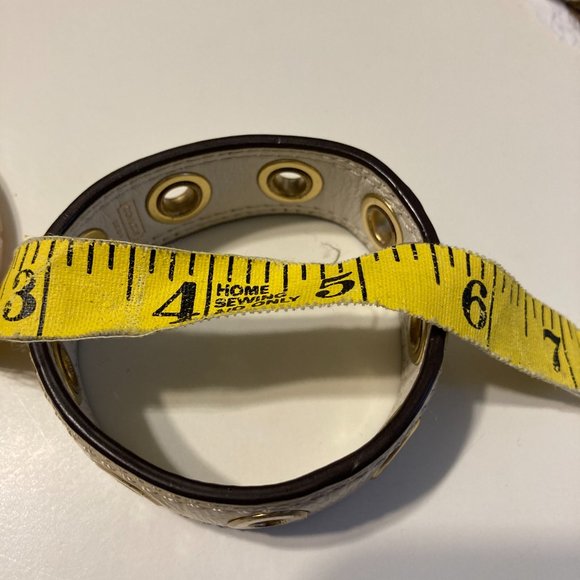 Off white small Coach leather bracelet with brass accents - Picture 7 of 7